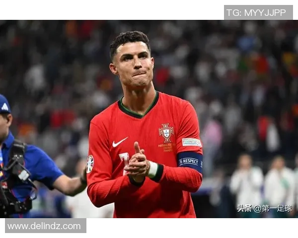 全球足球十大球星夫人榜单揭晓 谁才是背后默默支持的女神