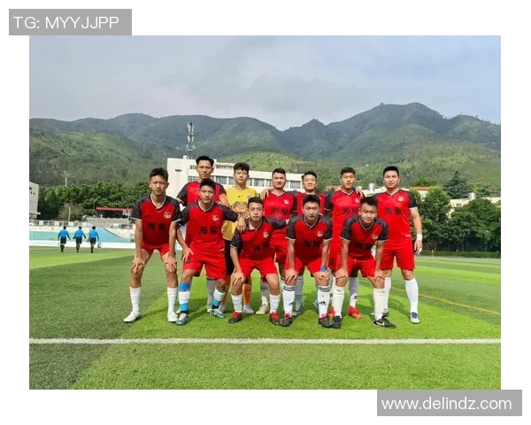 从热爱到责任球星态度转变背后折射足球精神与职业化路径 从热爱到责任球星态度转变背后折射足球精神与职业化路径