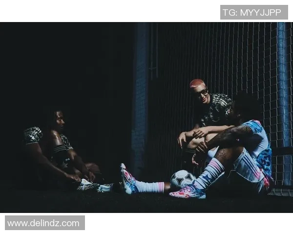 哪些足球明星推出了自己的专属足球鞋与品牌合作故事 哪些足球明星推出了自己的专属足球鞋与品牌合作故事